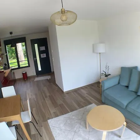 Superbe Appartement Avec Vue Sur La Tour Eiffel Saint-Leu-la-Foret Exterior photo